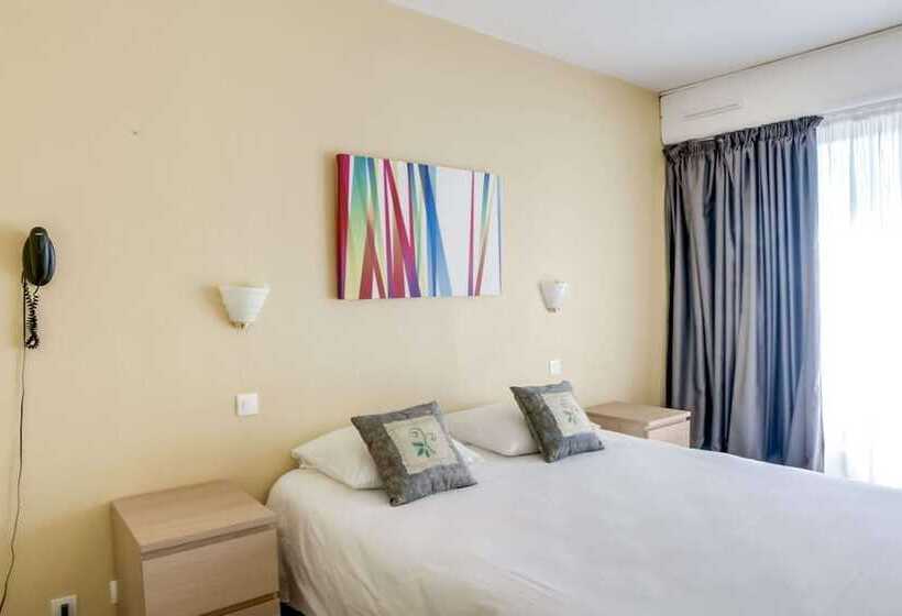 Brit Hotel Le Parc Vichy