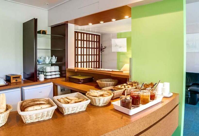 Brit Hotel Le Parc Vichy