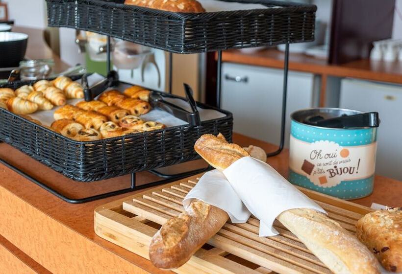 Brit Hotel Le Parc Vichy