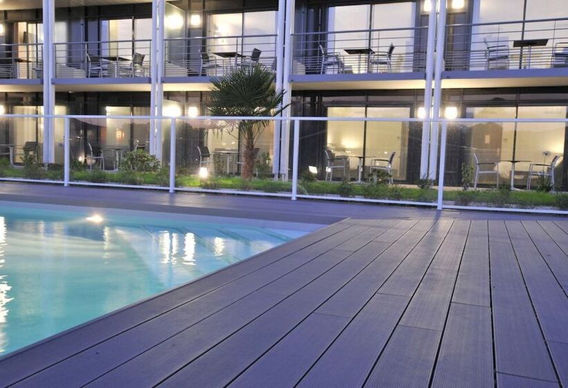 Отель Eden Park Pau Est, Avec Piscine