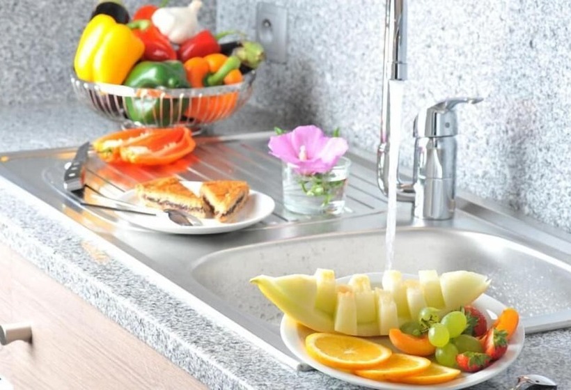 Отель Eden Park Pau Est, Avec Piscine