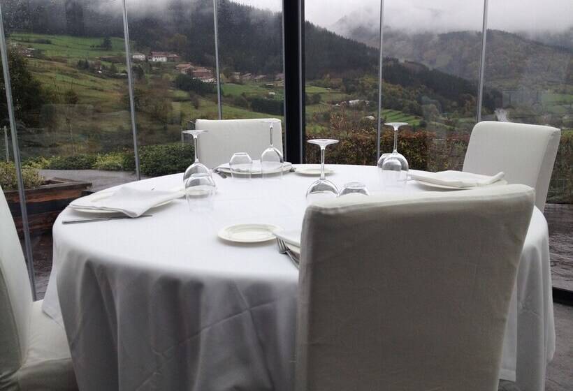 Ellauri Hotel   Adults Only