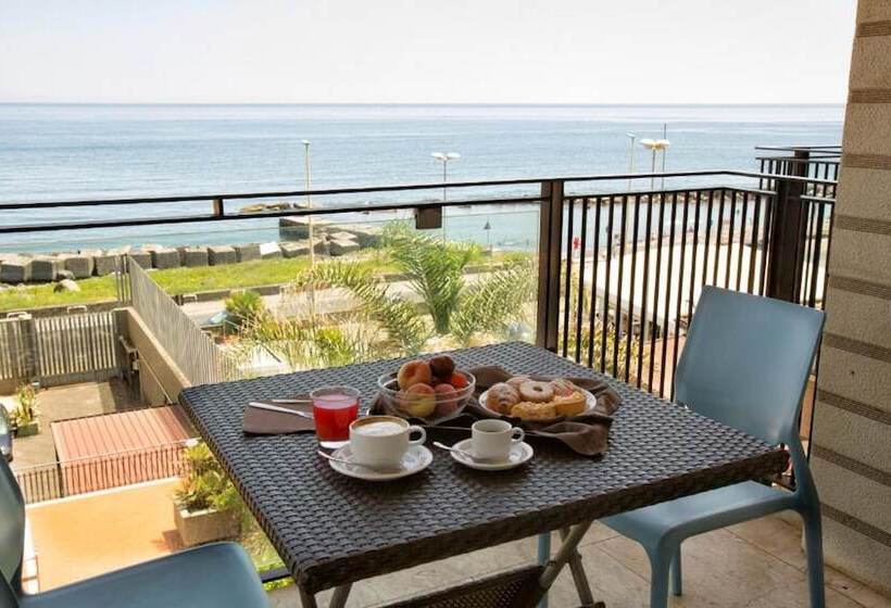 Grand Hotel Yachting Palace