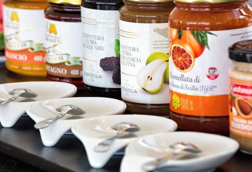 Grand Hotel Yachting Palace