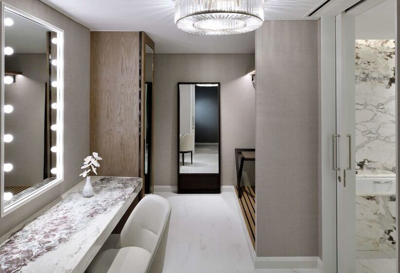 هتل Address Downtown