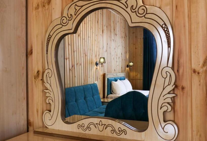 בית מלון כפרי Aeetes Palace