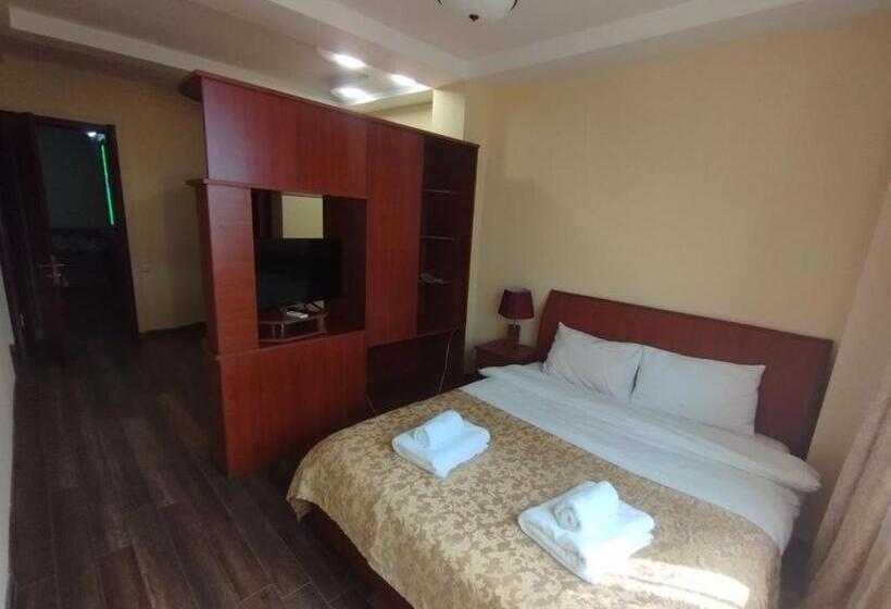 בית מלון כפרי Aeetes Palace