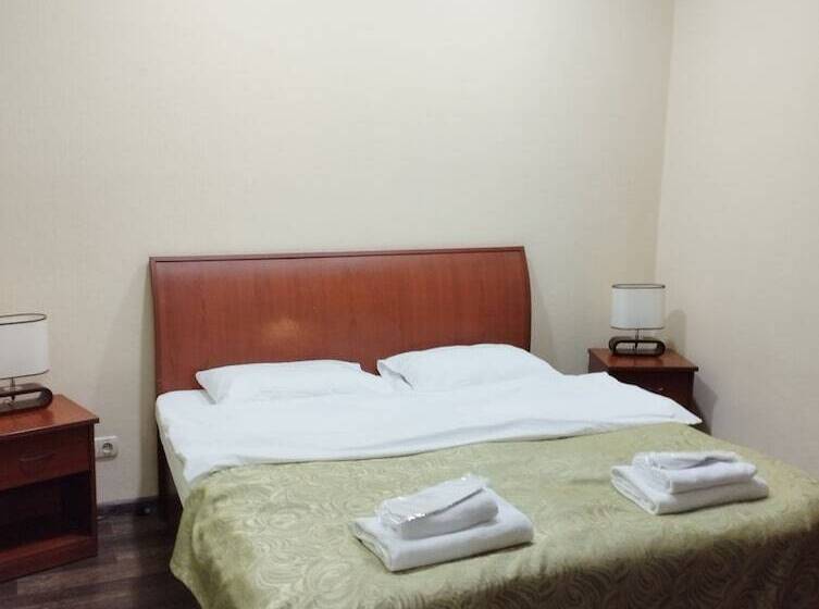 בית מלון כפרי Aeetes Palace