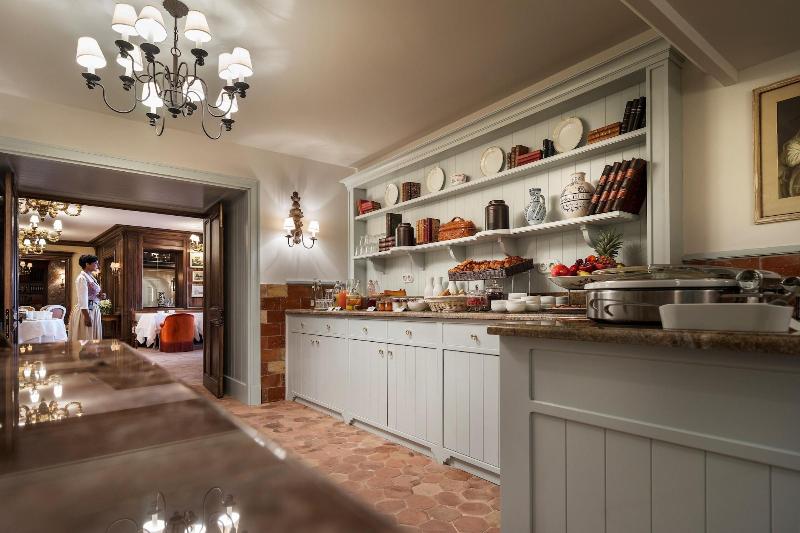 فندق Airelles Gordes, La Bastide