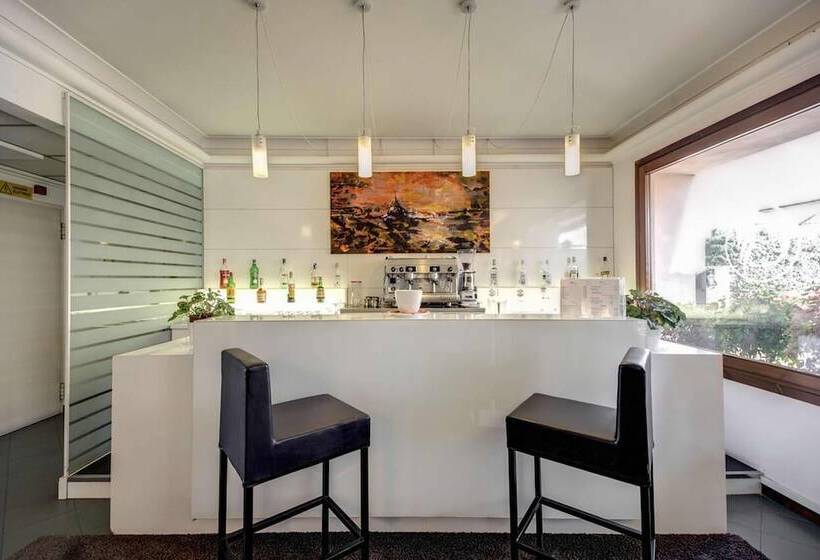 בית מלון כפרי Alba Roma