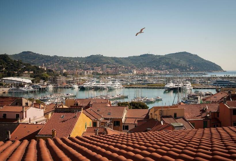 בית מלון כפרי Ariston