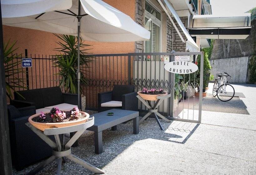 בית מלון כפרי Ariston