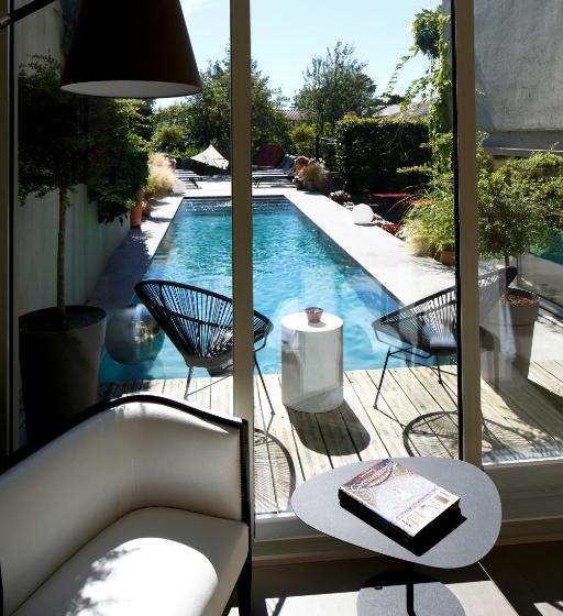 ホテル Auberge Du Paradis