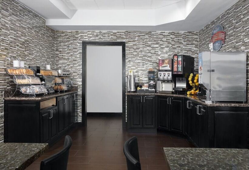 فندق Spark By Hilton Miami Doral