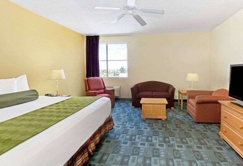 فندق Spark By Hilton Miami Doral