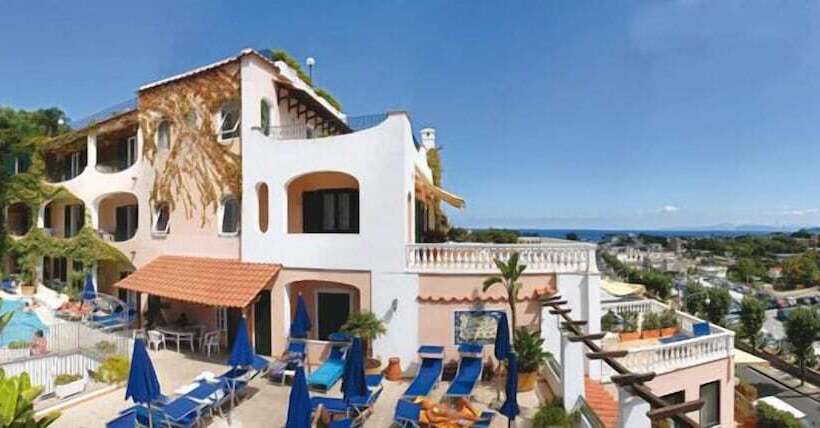 בית מלון כפרי Bellevue Benessere & Relax