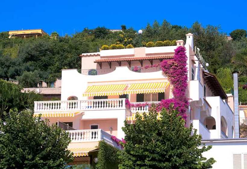 בית מלון כפרי Bellevue Benessere & Relax