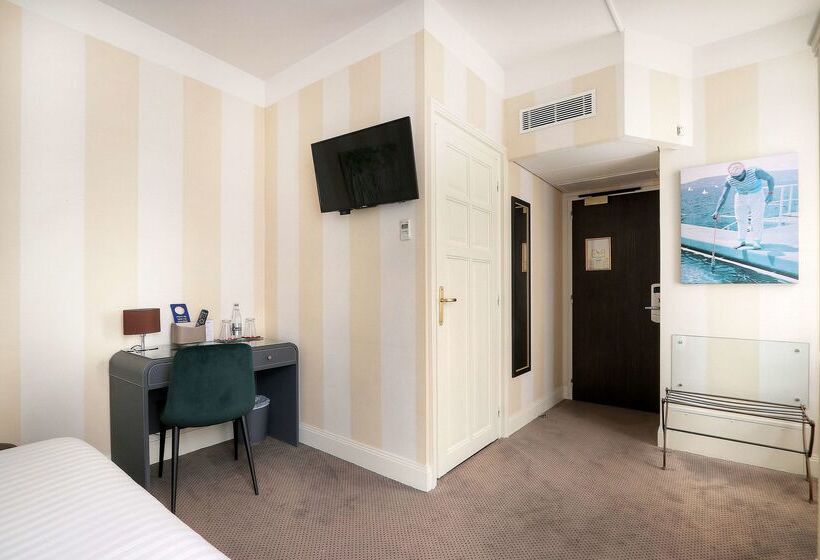 Отель Best Western Hôtel Brittany La Baule Centre & Plages