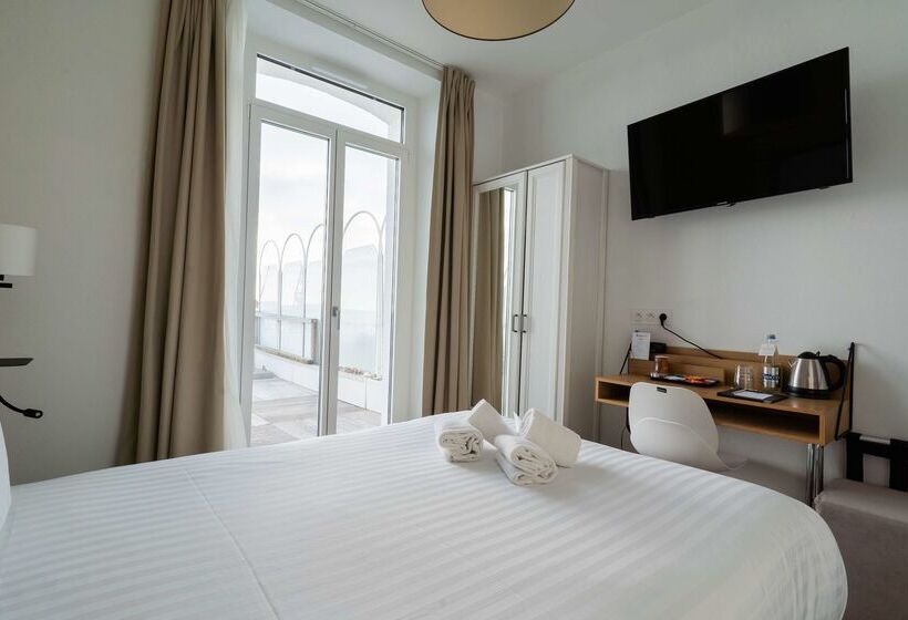 Best Western Hotel De La Plage Saint Marc Sur Mer