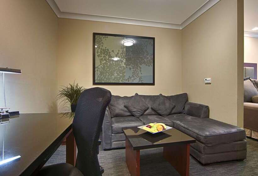 فندق Best Western Plus Avita Suites