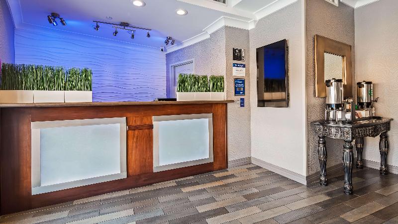 فندق Best Western Plus Avita Suites