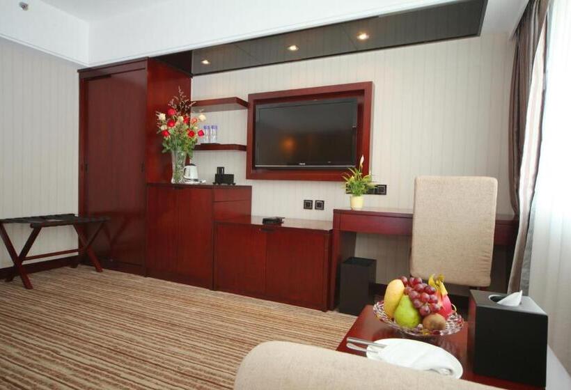 هتل Beverly Plaza