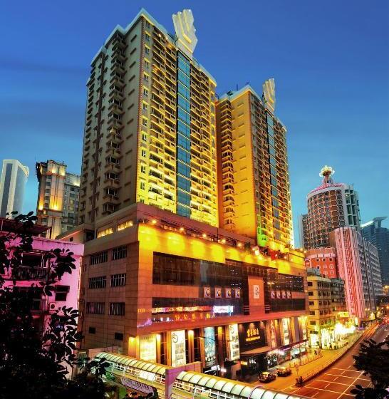 هتل Beverly Plaza