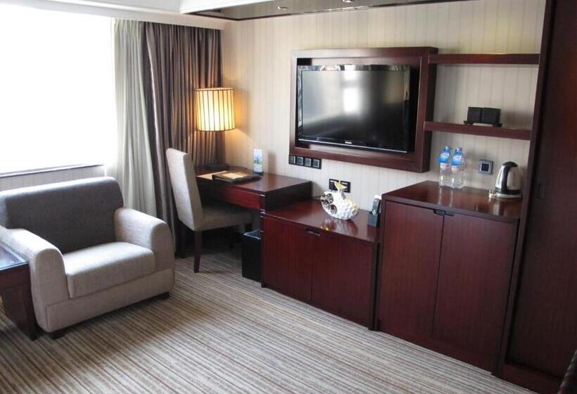 هتل Beverly Plaza