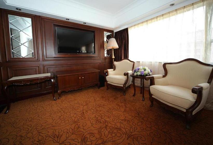 هتل Beverly Plaza