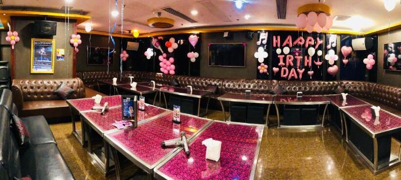 هتل Beverly Plaza