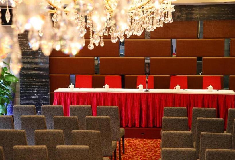 هتل Beverly Plaza