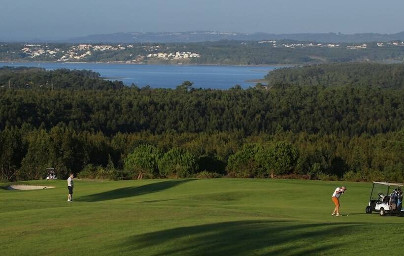 בית מלון כפרי Bom Sucesso Resort