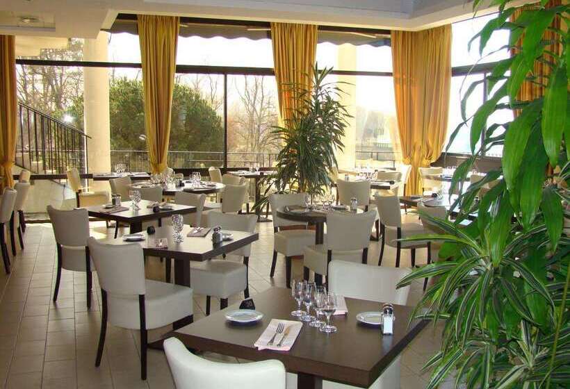 Brit Hotel Du Lac