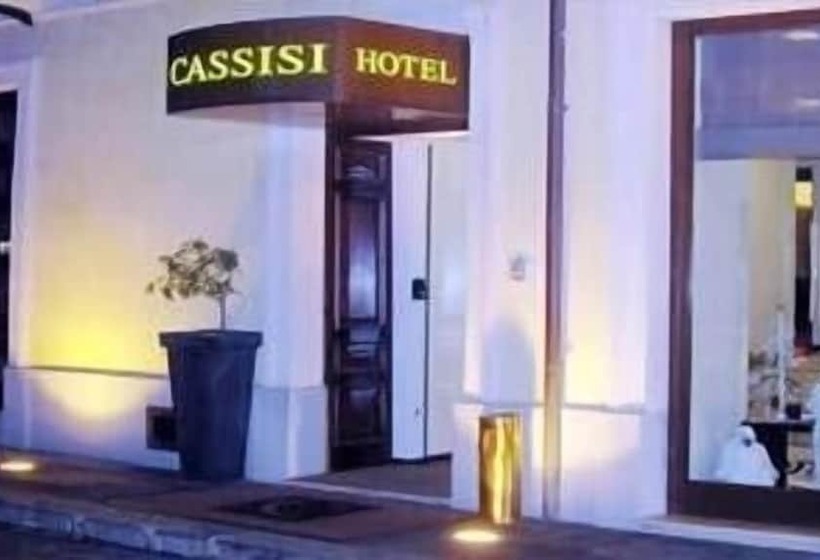 ホテル Cassisi