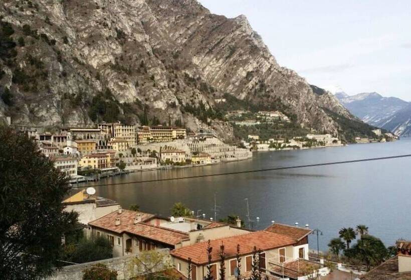 Отель Centro Vacanze La Limonaia