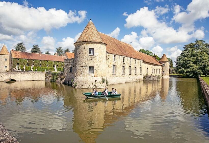 Отель Chateau De Villierslemahieu