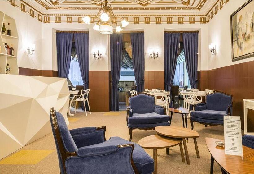 هتل Costa Do Sol B&b