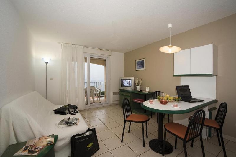 Отель Côté Thalasso Hôtel & Spa Marin