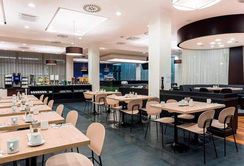 酒店 Courtyard By Marriott Prague Airport