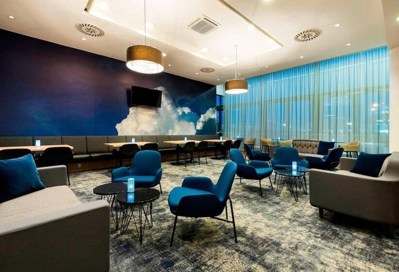 酒店 Courtyard By Marriott Prague Airport