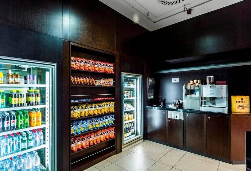 酒店 Courtyard By Marriott Prague Airport