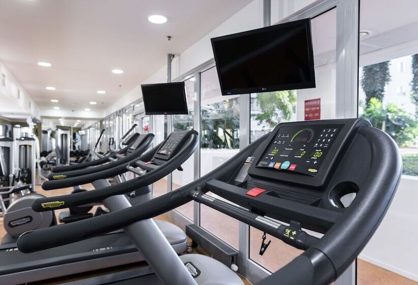 酒店 Courtyard By Marriott Prague Airport