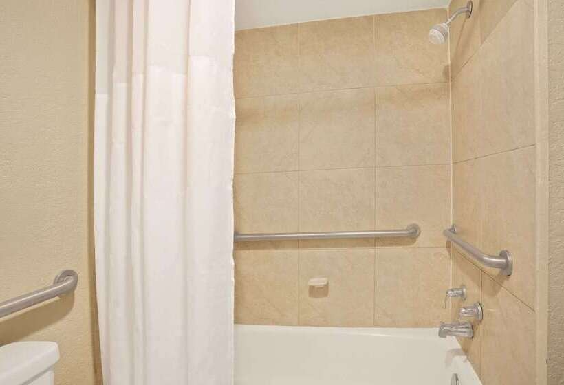 בית מלון כפרי Days Inn By Wyndham Orlando Airport Florida Mall