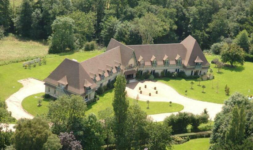 בית מלון כפרי Domaine De Villers & Spa