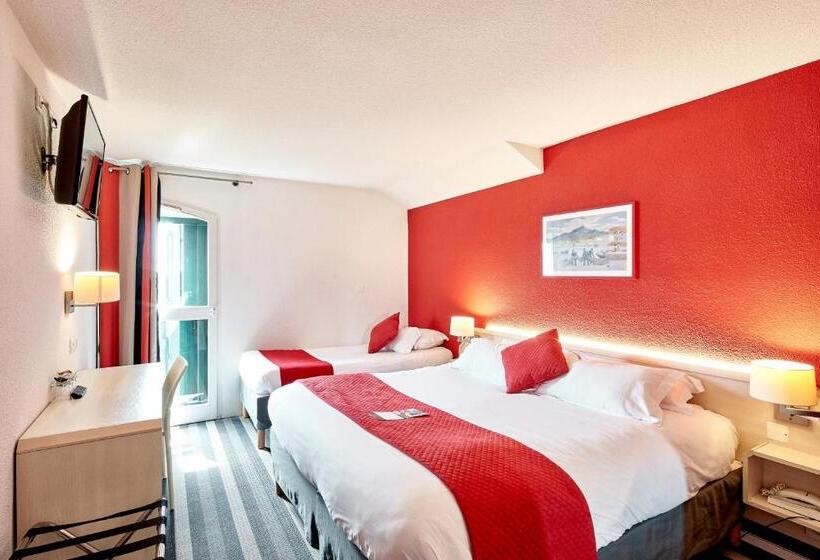 هتل Donibane Saint Jean De Luz