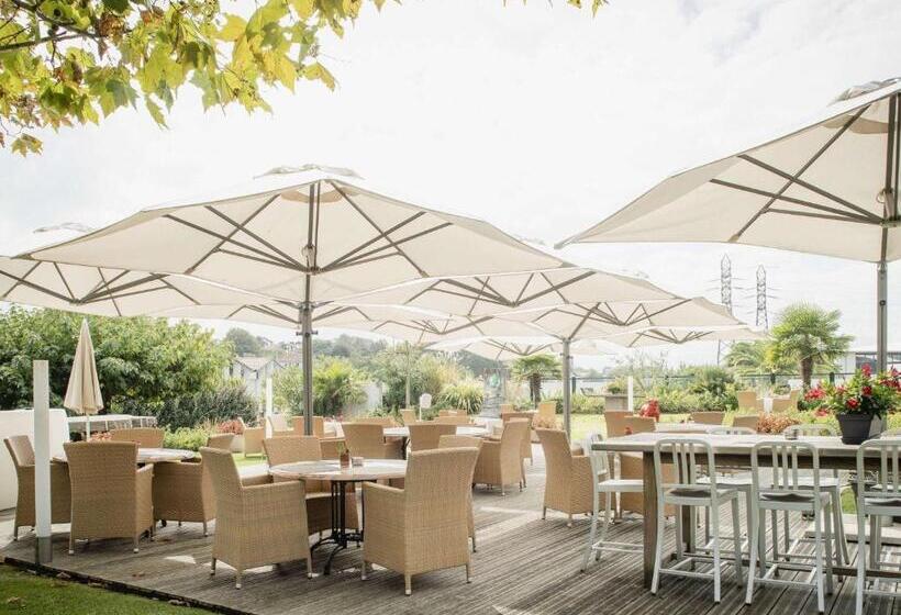 هتل Donibane Saint Jean De Luz