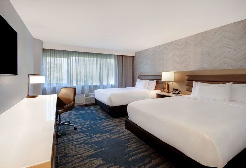 هتل Doubletree By Hilton Lax El Segundo
