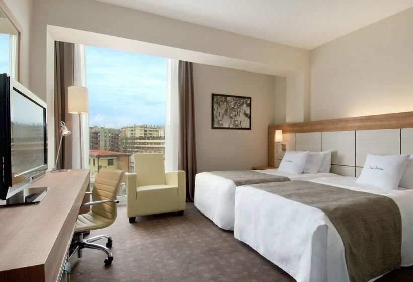 هتل Doubletree By Hilton Milan