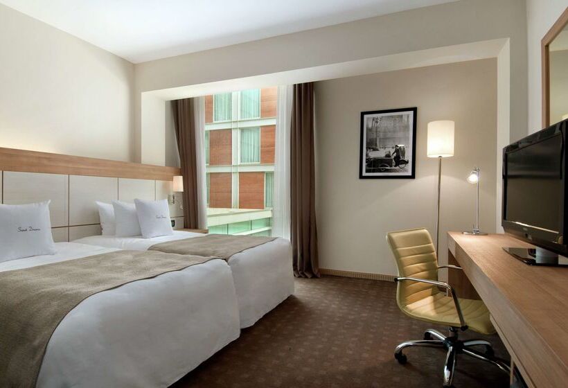 酒店 Doubletree By Hilton Milan