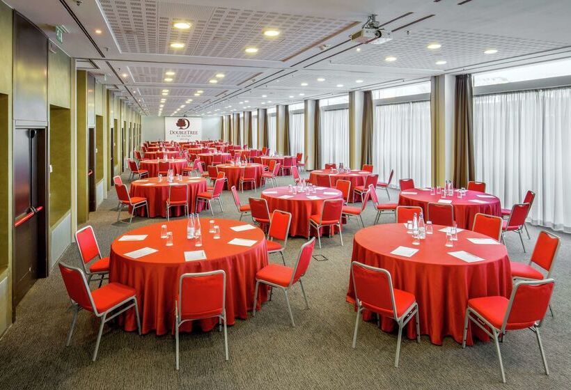 هتل Doubletree By Hilton Milan